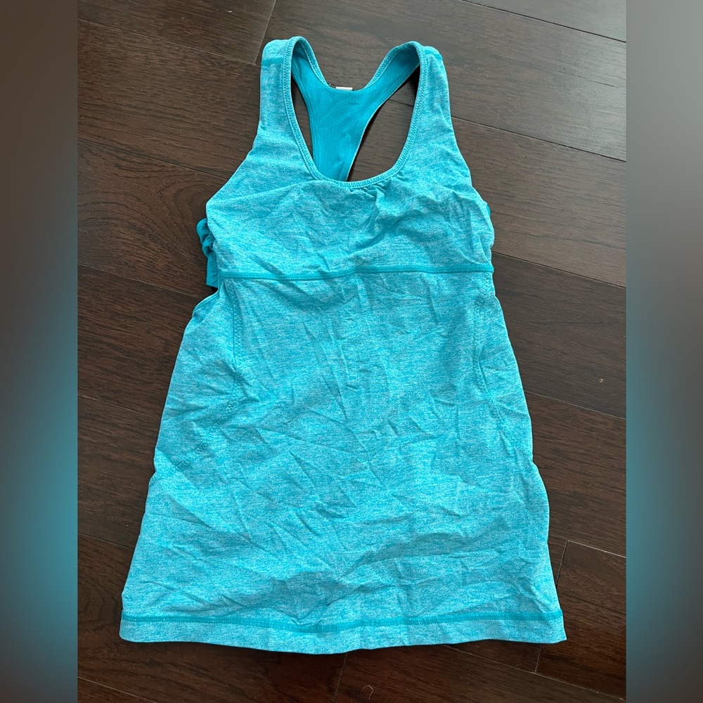 Size 4 lululemon tank top